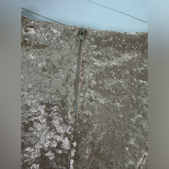 Lulus Love Me Now Matte Champagne Gold Mini Skirt Size XS - Picture 8 of 11